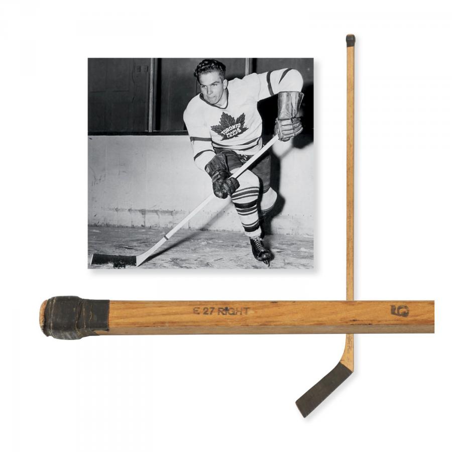 Topps 1952 Mickey Mantle card brings $59,000 and a Bill Barilko team-signed hockey stick hits $70,800 at Miller & Miller