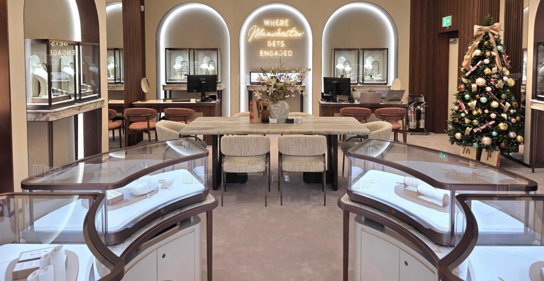 DG Display Showcase Completes High-End Jewelry Display Case Project for UK Retail Brand